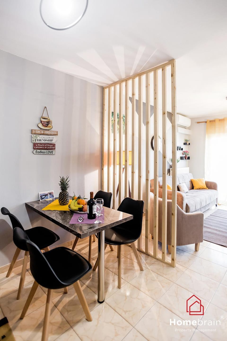 Dining area, Breakfast