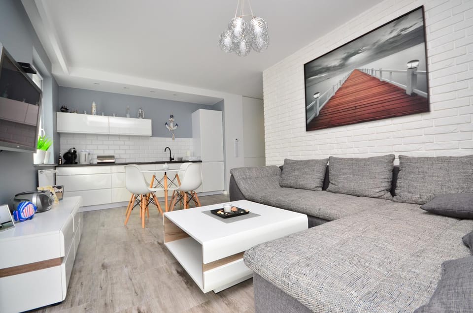 Kitchen or kitchenette, Living room