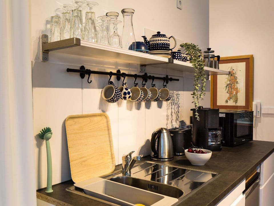 Kitchen or kitchenette, Living room