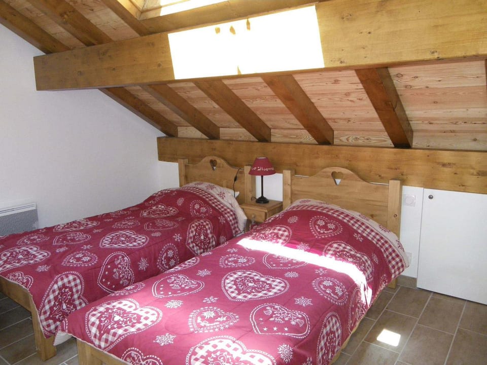 Duplex 3 pièces 6 pers, terrasse, garage, animaux ok Apartment in Auvergne-Rhône-Alpes
