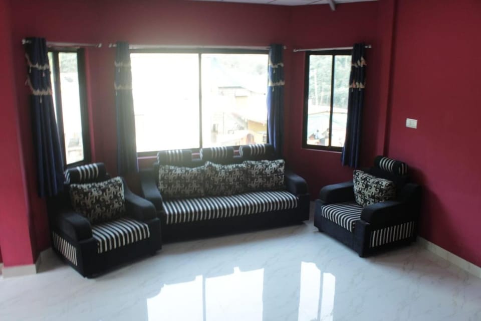 Nisarga Homestay Hotel in Karnataka