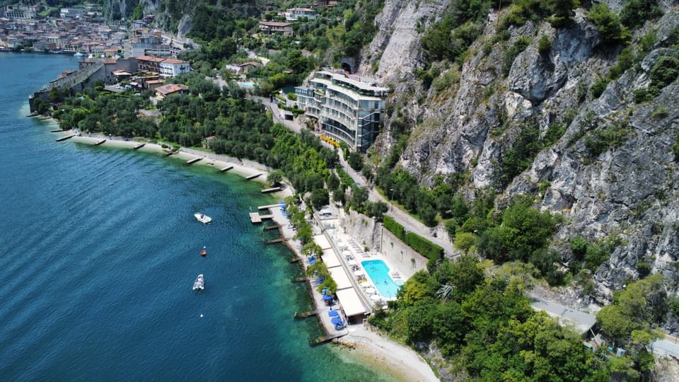 HOTEL ASTOR Apartment in Limone Sul Garda