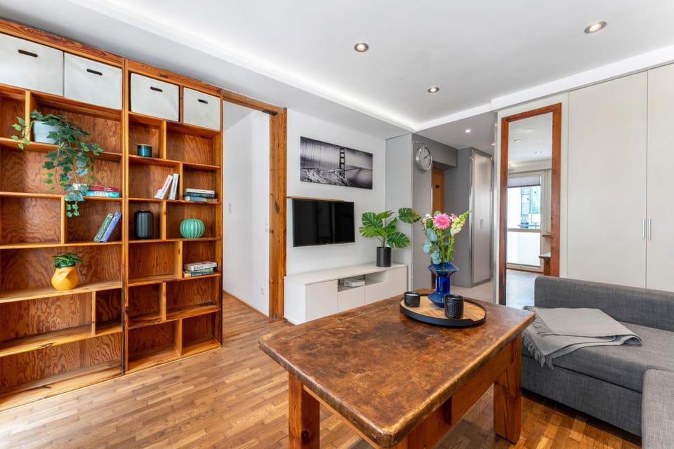 TV and multimedia, Living room, Seating area