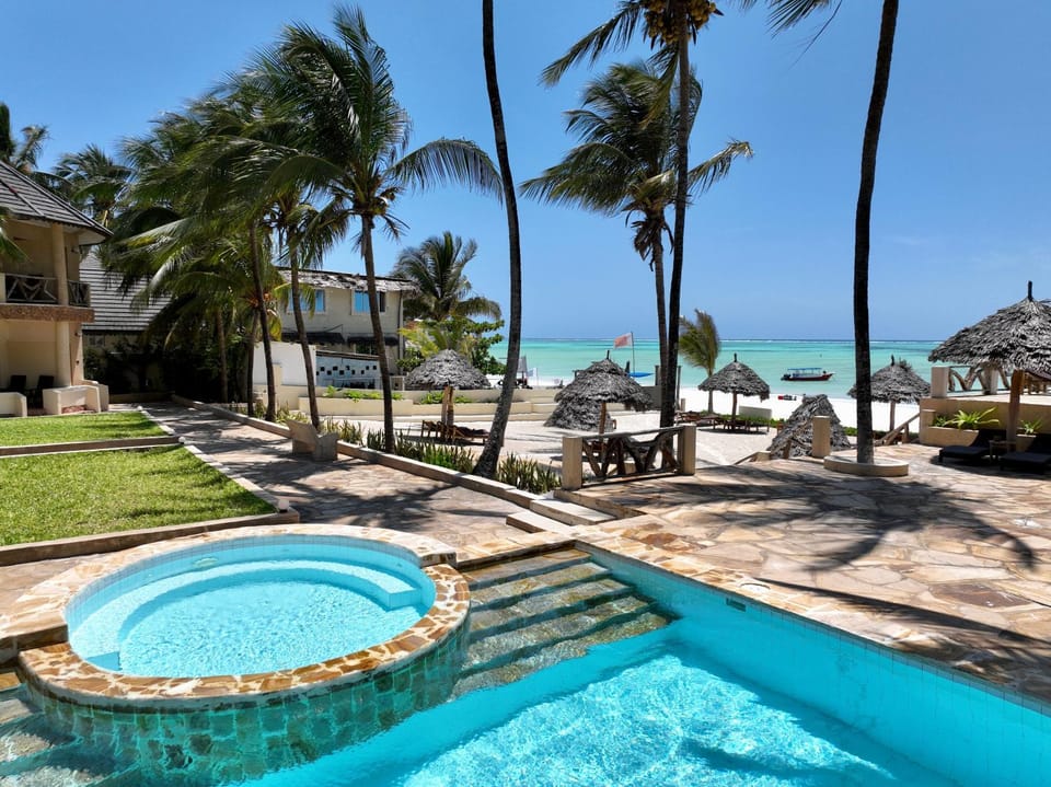 Day, Natural landscape, Garden, Beach, Garden view, Pool view, Sea view, Swimming pool, sunbed