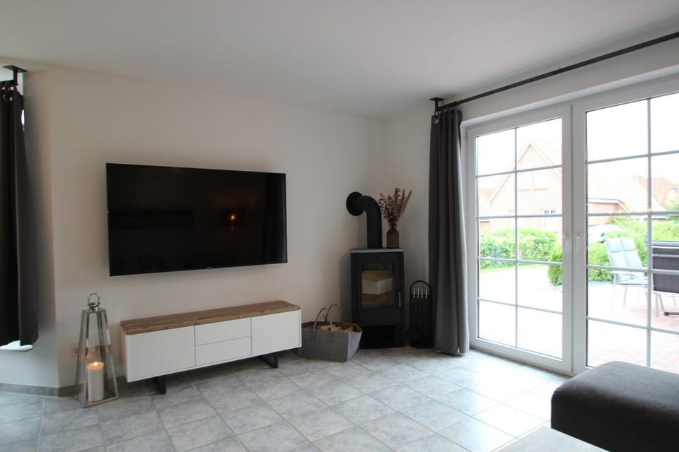 Living room, flat iron