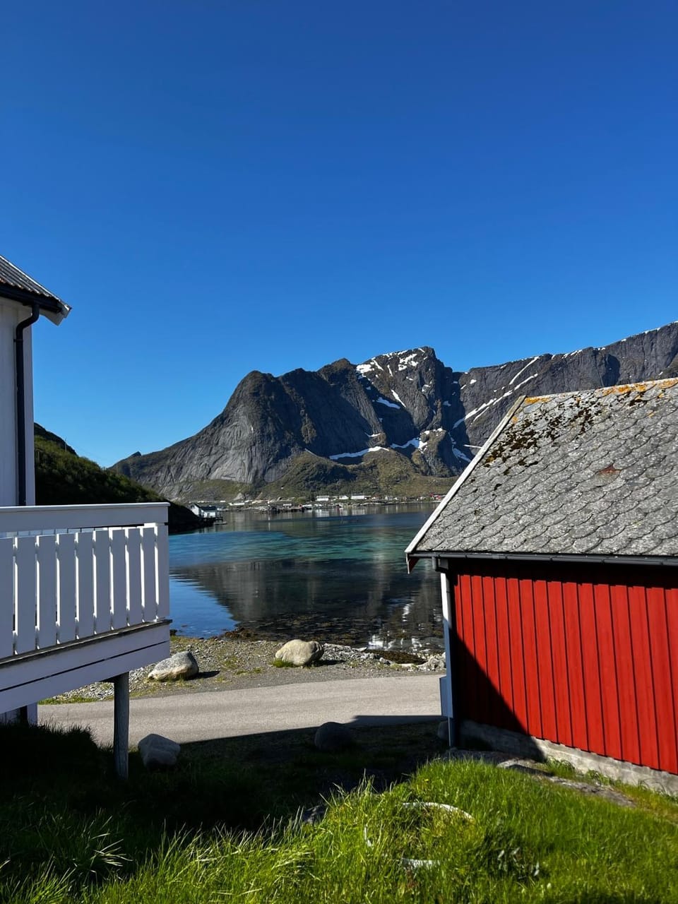 Property building, Day, Natural landscape, Mountain view