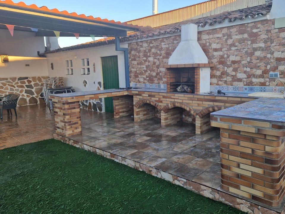Casa Rural ¨Villa Vivares¨ 3* House in Extremadura, Spain