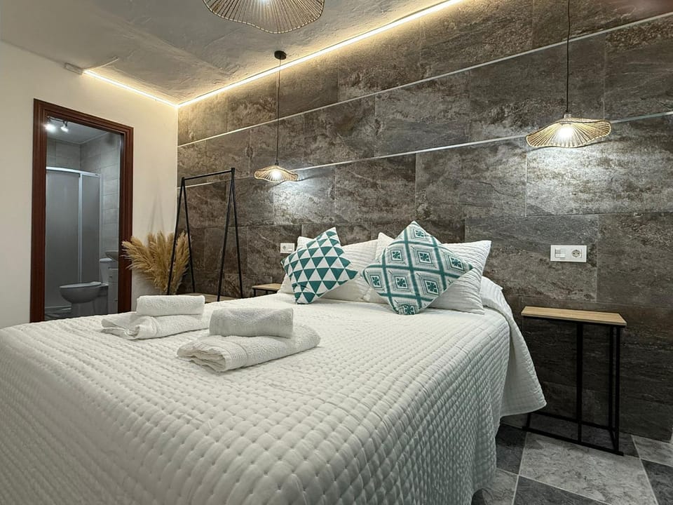 Casa Rural ¨Villa Vivares¨ 3* House in Extremadura, Spain