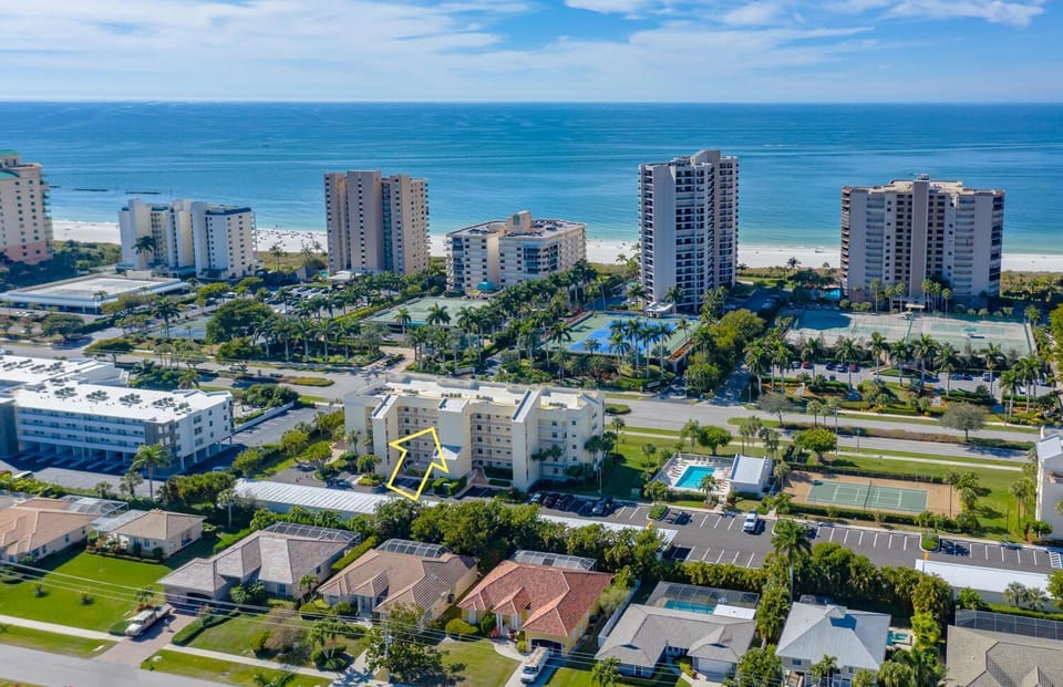 Free Beach Access at this Updated 2 Bed 2 Bath Apartment in Marco Island