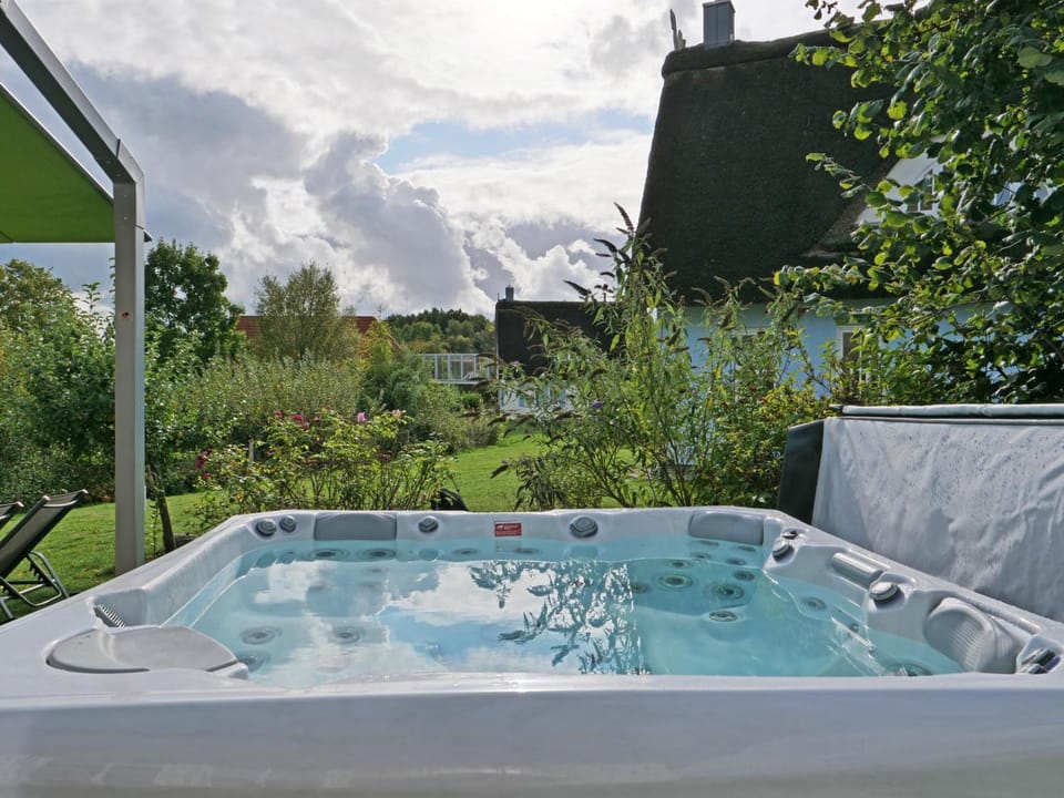 C 3 Reethaus Löwe mit Außenwhirlpool und Sauna House in Mecklenburg-Vorpommern, Germany