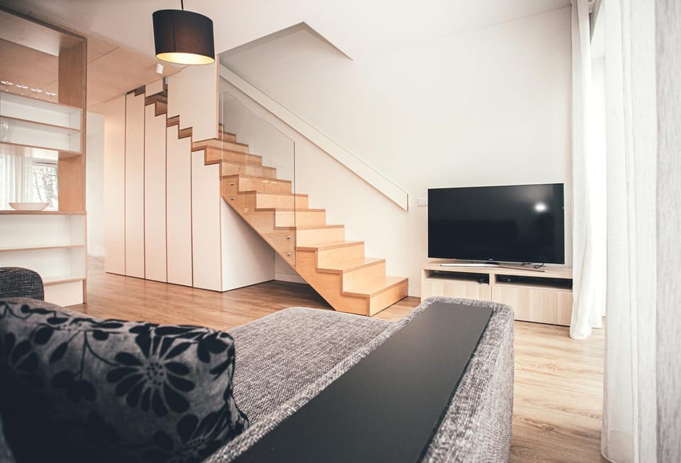 Communal lounge/ TV room, TV and multimedia, Living room, Seating area