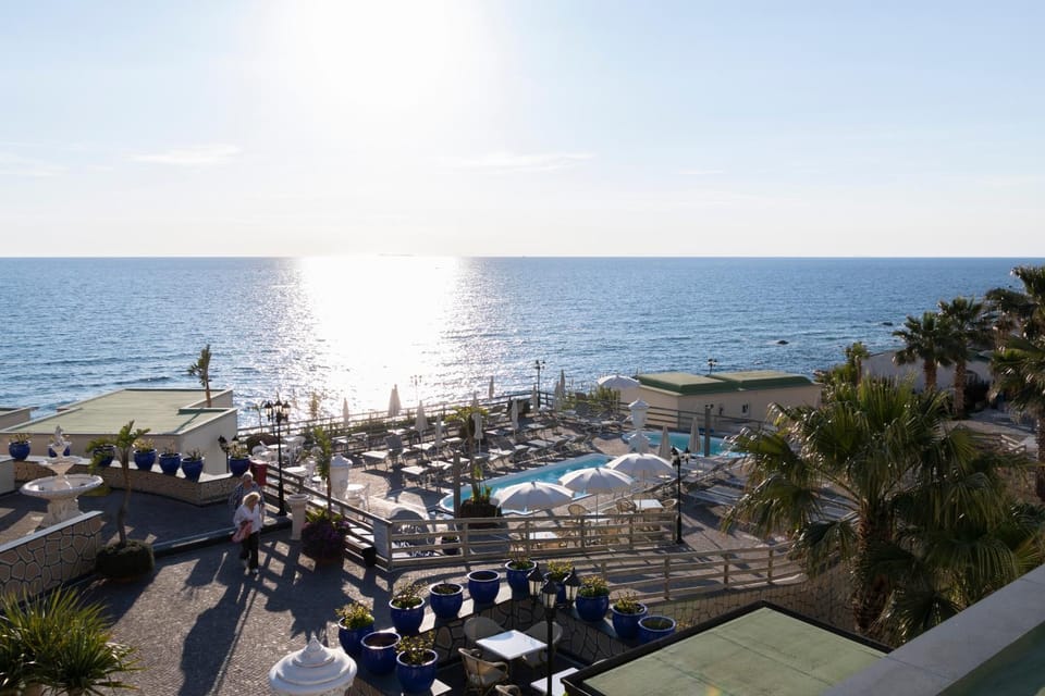 Solarium, Sea view, Swimming pool
