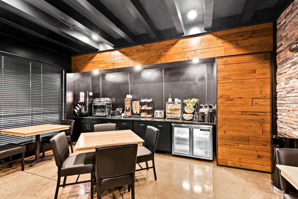 Breakfast, Buffet breakfast