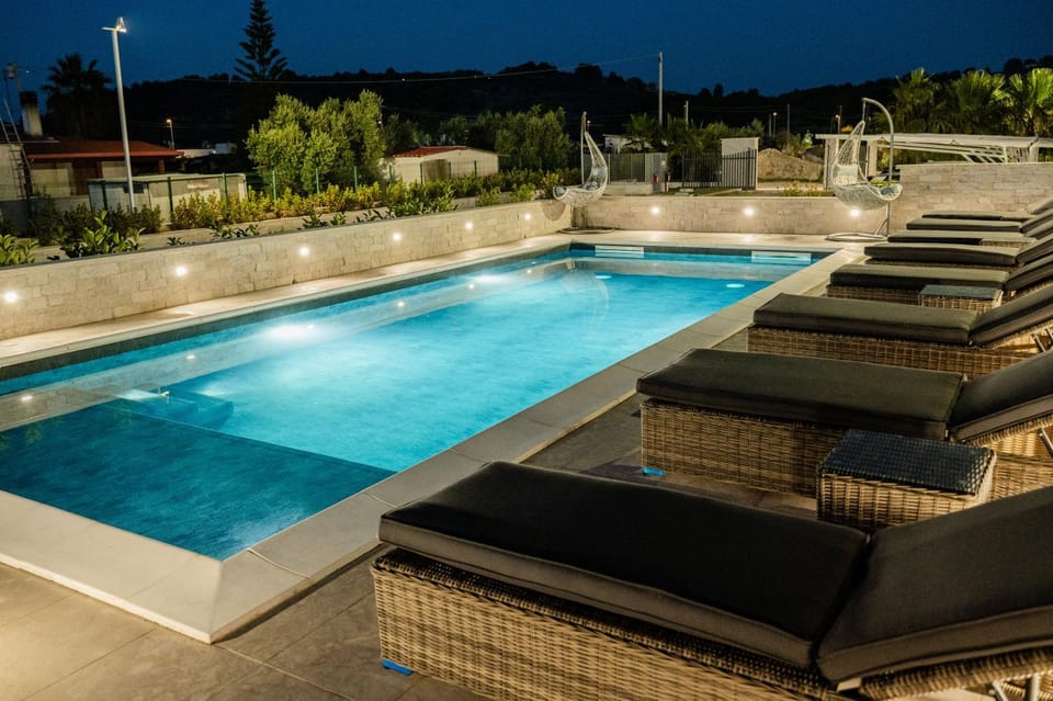 Aqua Sea Relais, Luxury Apartment & Pool Apartment in Province of Foggia