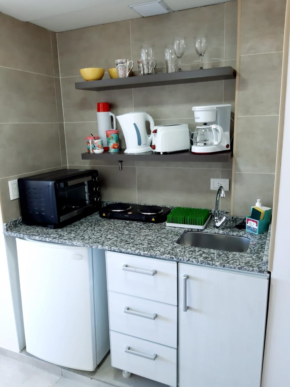 Kitchen or kitchenette