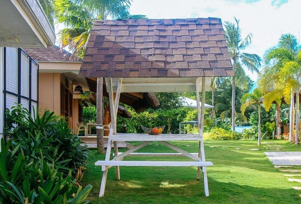 Property building, Garden