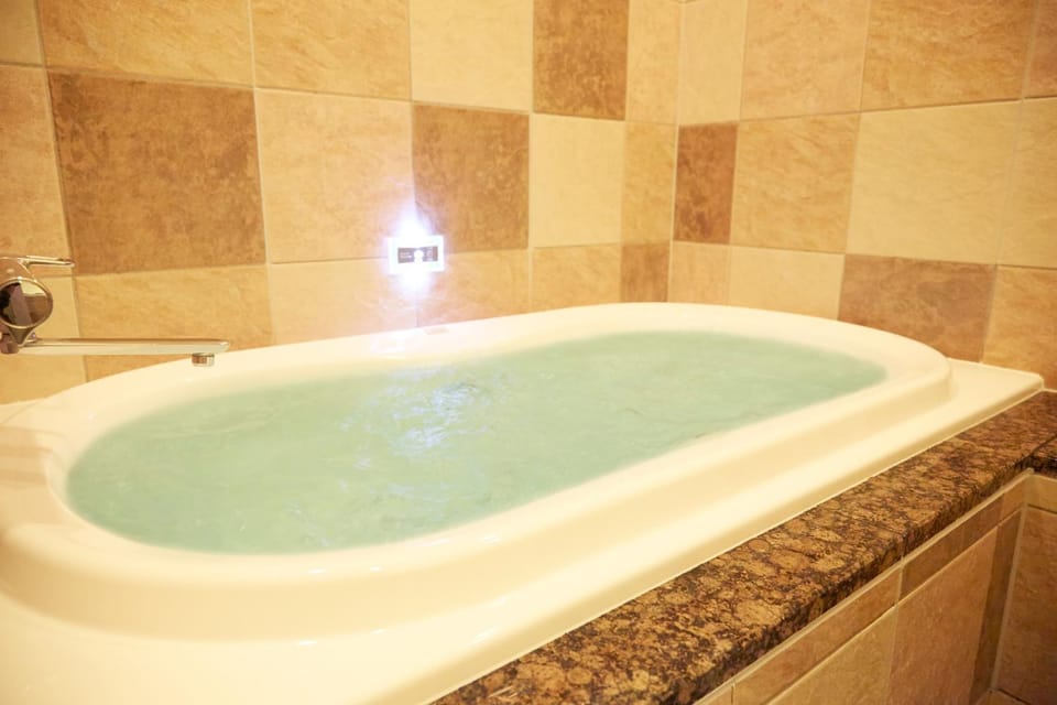 Bathroom, Bath
