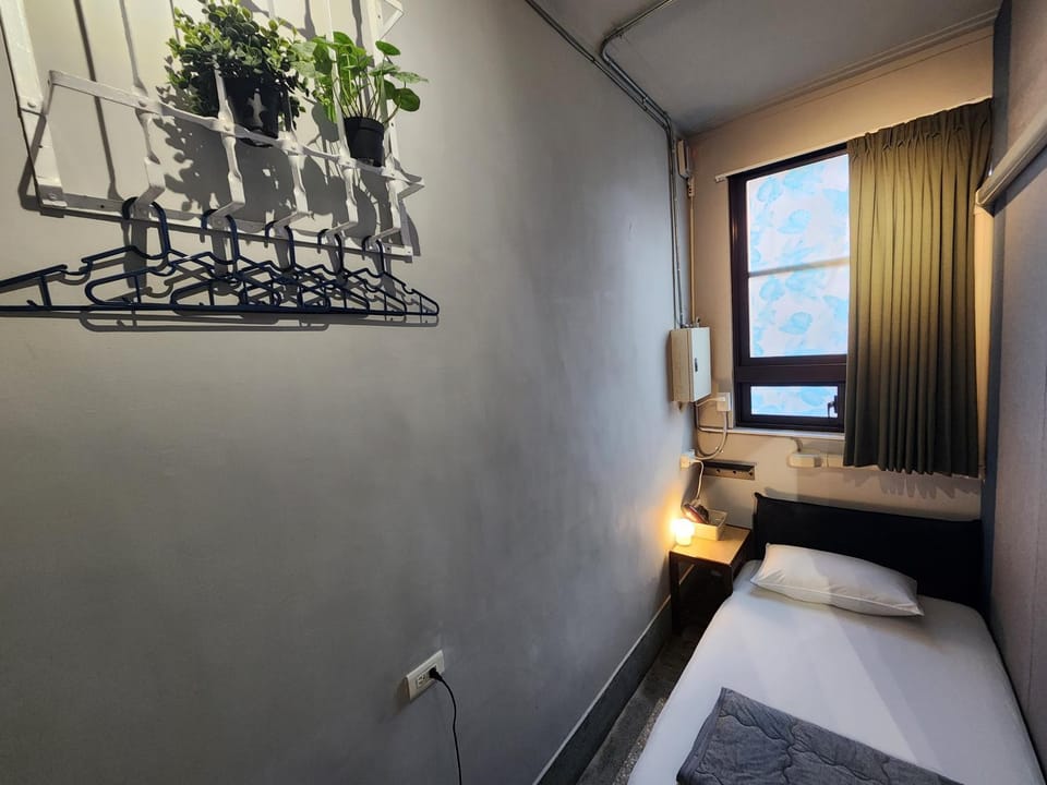 Downtown Hostel 躺躺青旅 Vacation rental in Kaohsiung