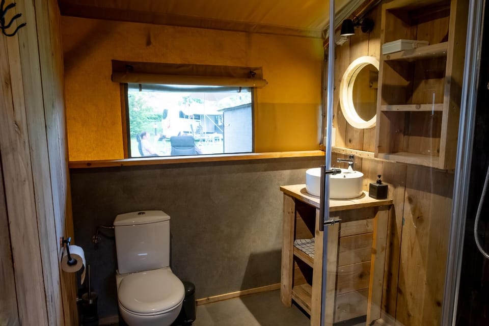 Hoeve Linnerveld Luxury tent in Limburg (province)