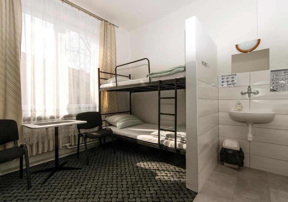 Noclegi PODZAMCZE PTTK Hostel in Lviv Oblast