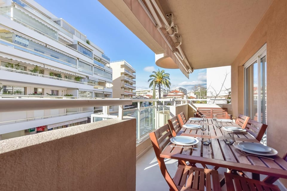 3-Br Apartment 3 minutes to the Croisette Apartment in Cannes