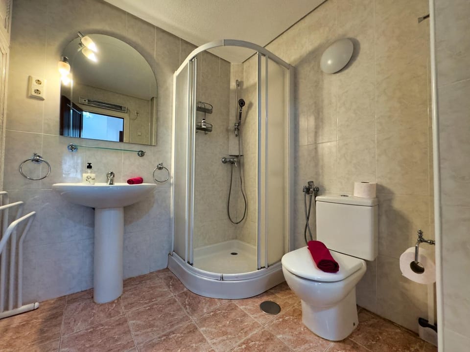 Apartment with secure underground parking Apartment in Marbella