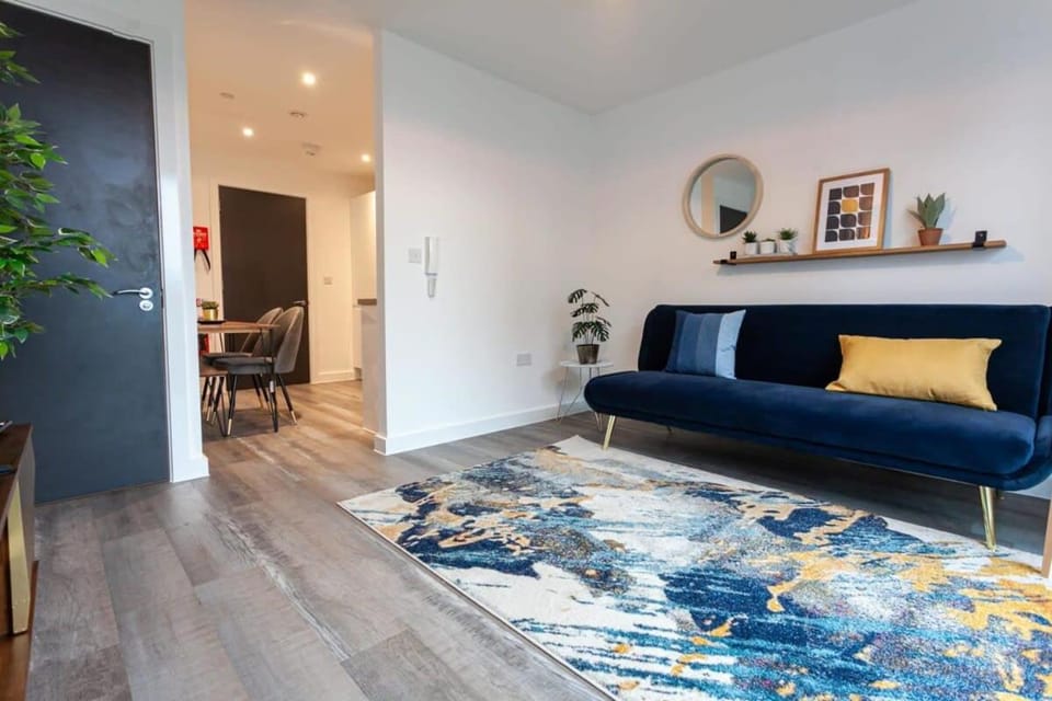 Superb 2 Bed Flat 5min to Old Trafford Stadium Apartment in Stretford