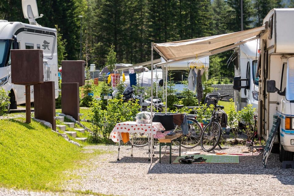Camping AL PLAN Dolomites Campground/ 
RV Resort in San Vigilio di Marebbe