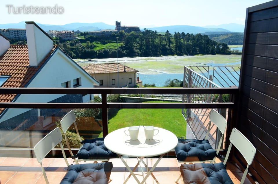 Off site, Balcony/Terrace