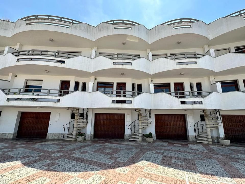 CARGOLS DE MAR House in Roses