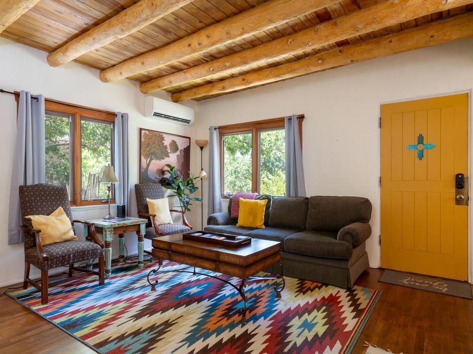 Living room, Seating area, furniture, air conditioner