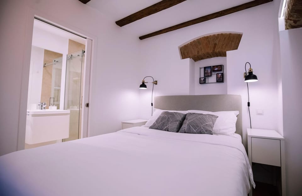 Chic Central Studio Apartment in Sibiu