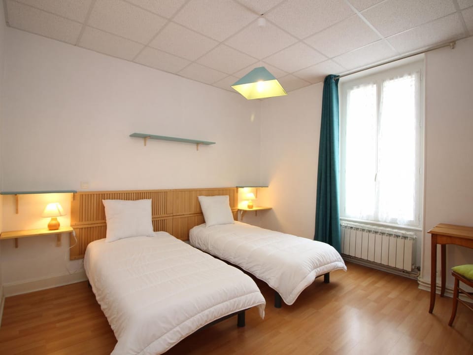 Appartement lumineux à La Bourboule, 3 chambres, proche centre Apartment in Auvergne-Rhône-Alpes