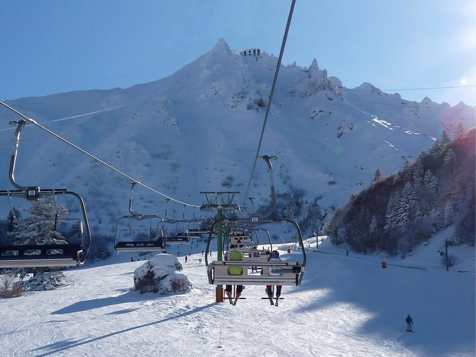 Charmant T2 Bis avec Vue au Mont-Dore, Animaux admis - FR-1-608-182 Apartment in Auvergne-Rhône-Alpes