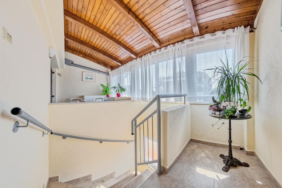 Penthouse Zola with private parking Apartment in Premantura