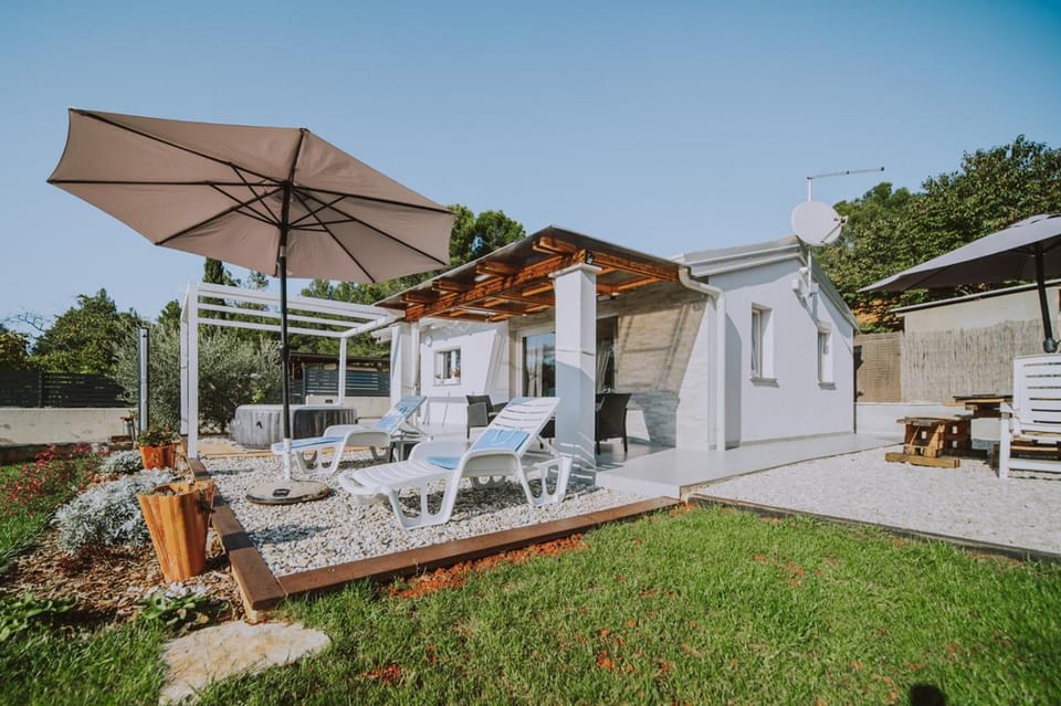 Property building, Beach
