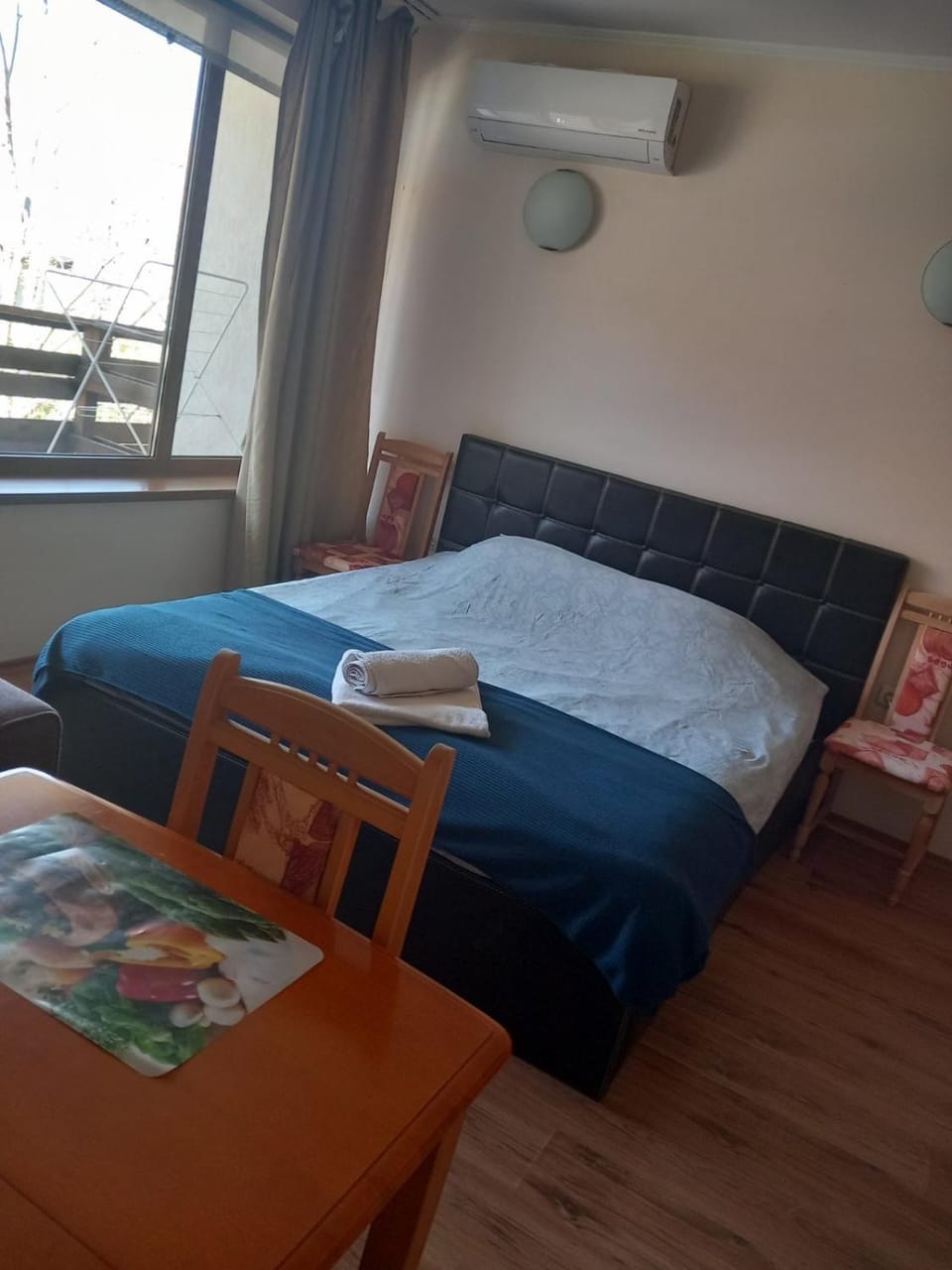 Ski Zone at Gondola, Perfect, Fast WiFi, Quiet, Warm Apartment in Bansko
