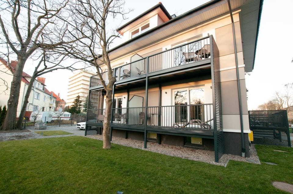 Property building, Garden