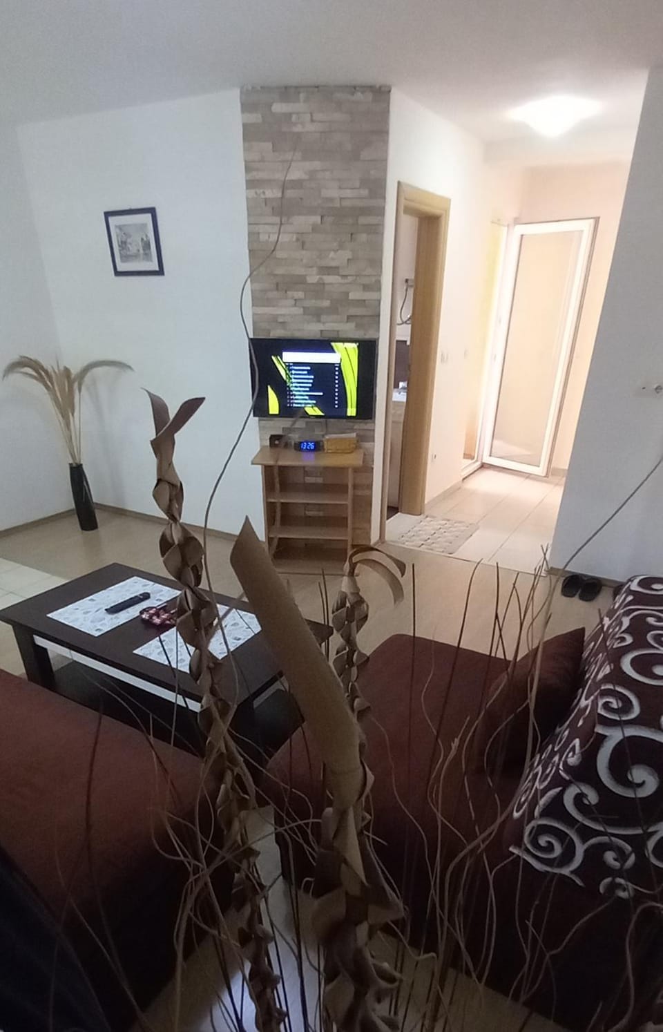 TV and multimedia, Photo of the whole room