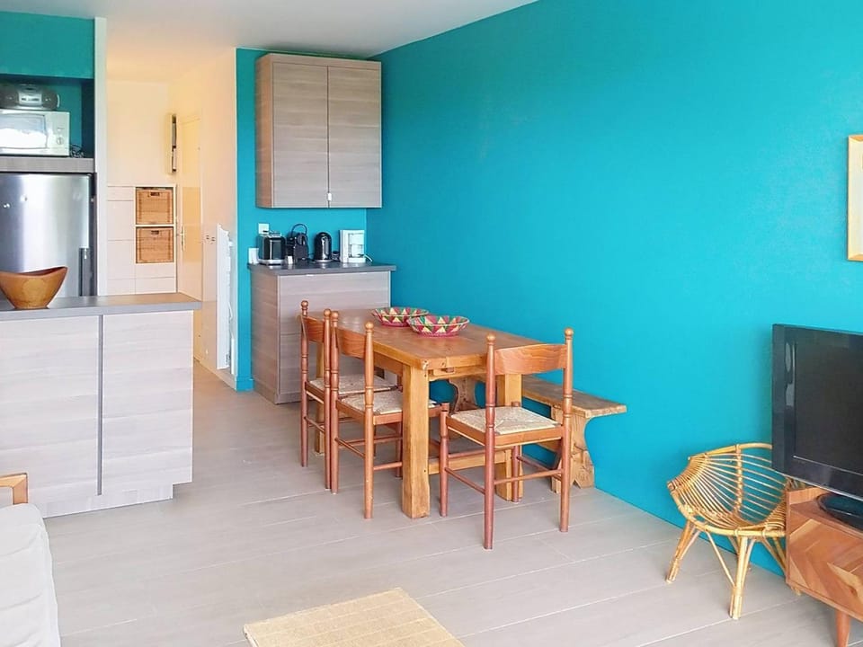 T4 de 54m² avec Piscine et Tennis, à 50m de la plage - La Favière, Bormes-les-Mimosas - FR-1-610-31 Apartment in Bormes-les-Mimosas