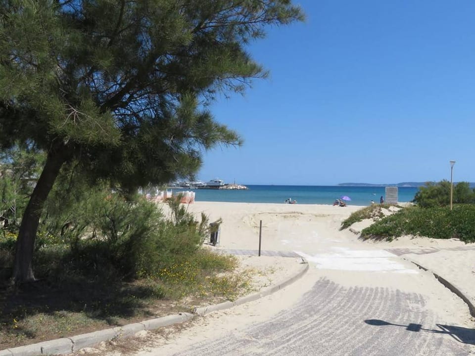 T4 de 54m² avec Piscine et Tennis, à 50m de la plage - La Favière, Bormes-les-Mimosas - FR-1-610-31 Apartment in Bormes-les-Mimosas