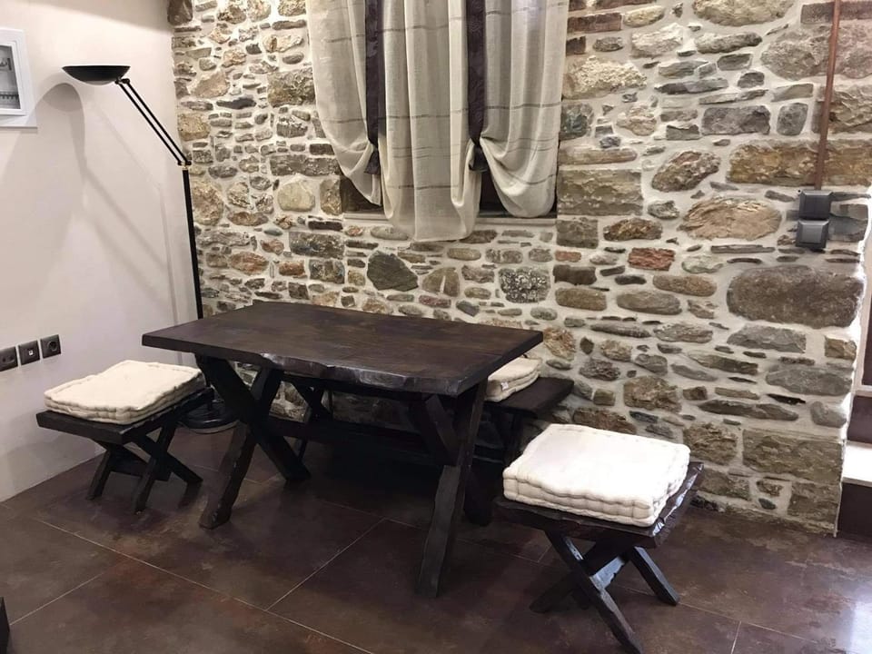 SAMOS MARIAs' STONE HOUSE 1 House in Samos, Greece