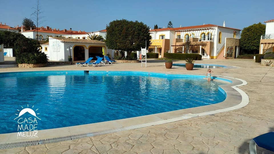 Swimming pool, Swimming pool
