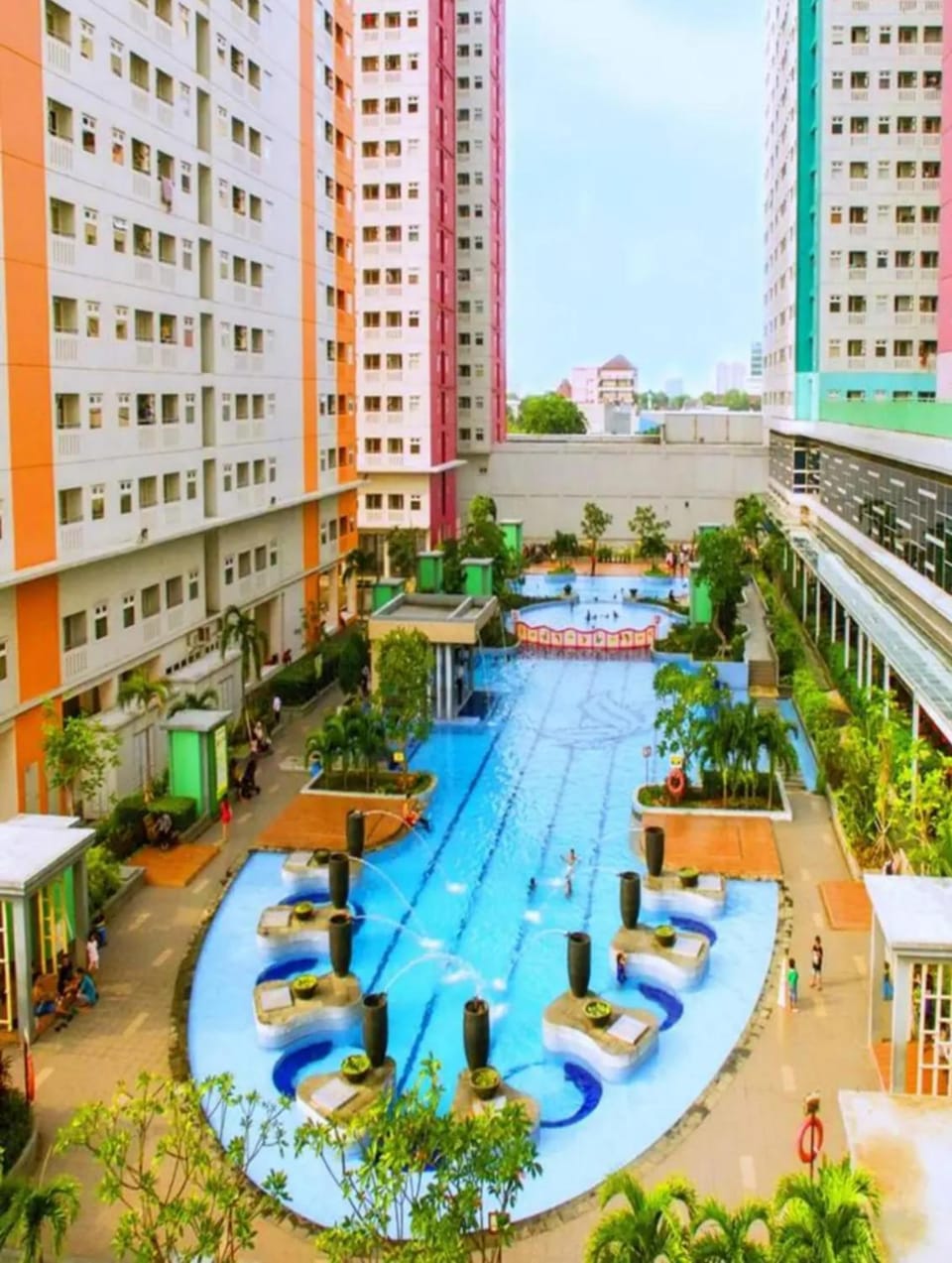 Pool view, Swimming pool