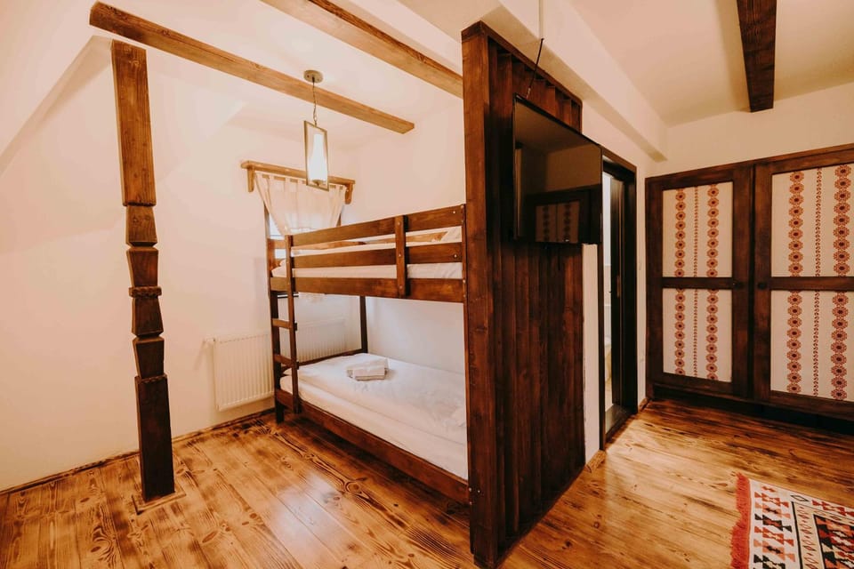 bunk bed