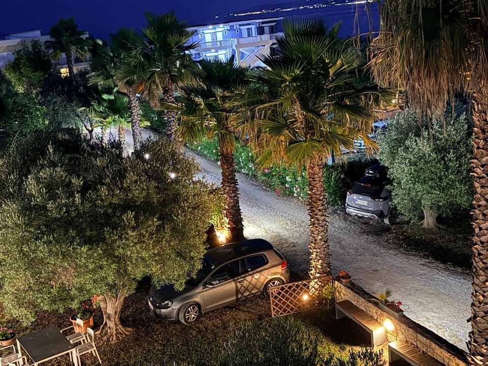 Villa Evita , penthouse, 53m2 ,Athytos , astonishing sea view House in Halkidiki