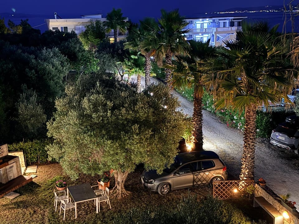 Villa Evita , penthouse, 53m2 ,Athytos , astonishing sea view House in Halkidiki