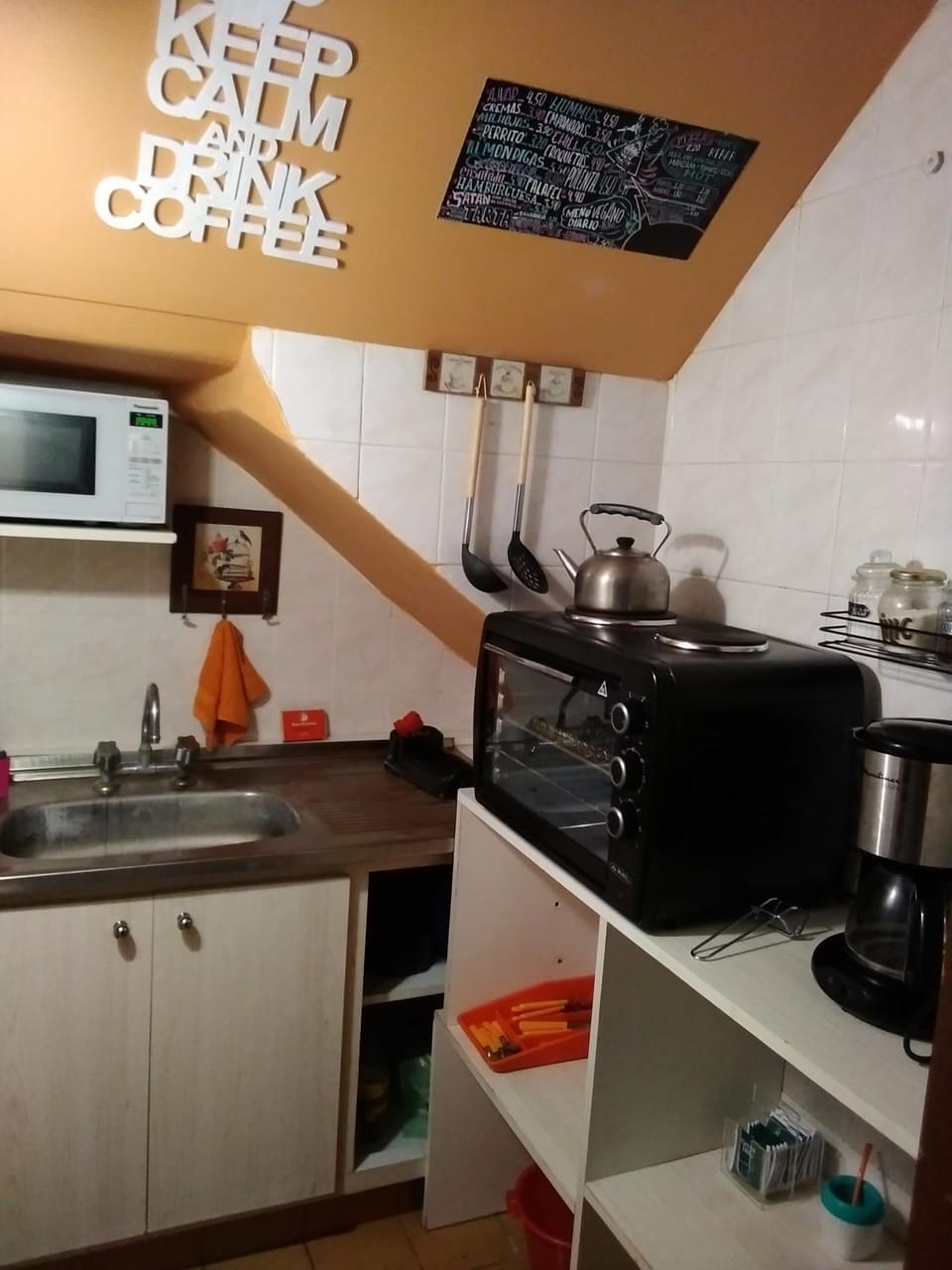 Kitchen or kitchenette