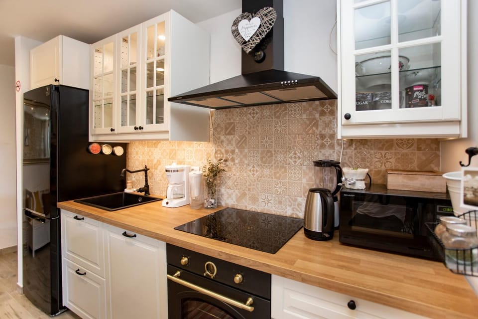 Coffee/tea facilities, Kitchen or kitchenette, dishwasher, minibar, pet friendly, stove, toaster
