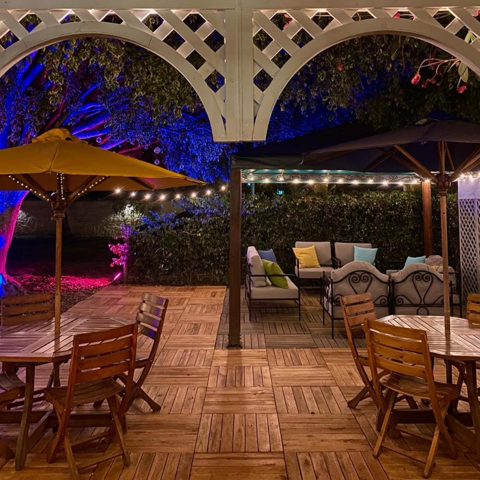 Patio, Off site, Night, Garden, Living room
